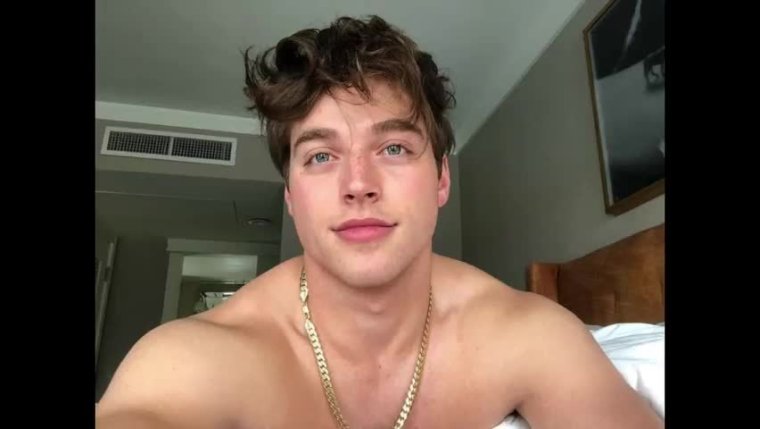 Froy Gutierrez Teem Wolf