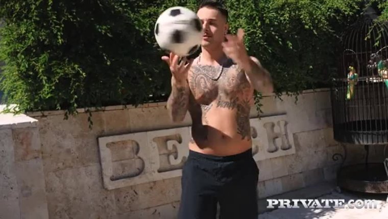 Héteros só queriam ter o Cu Chupado em pornô hétero e viralizaram